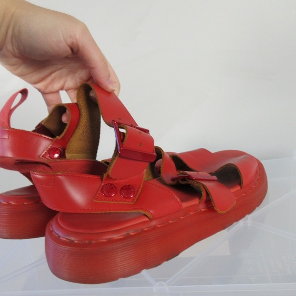 Dr. Martens Gryphon Gladiator Sandals Women 9 Red Platform Buckle Casual 1126 - Picture 9 of 16